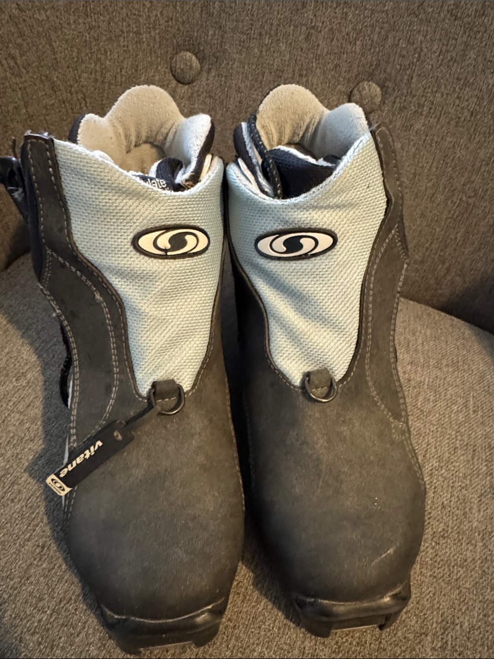 Solomon cross country ski boots